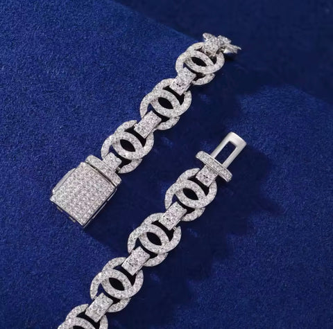 "Double C" Moissanite Link