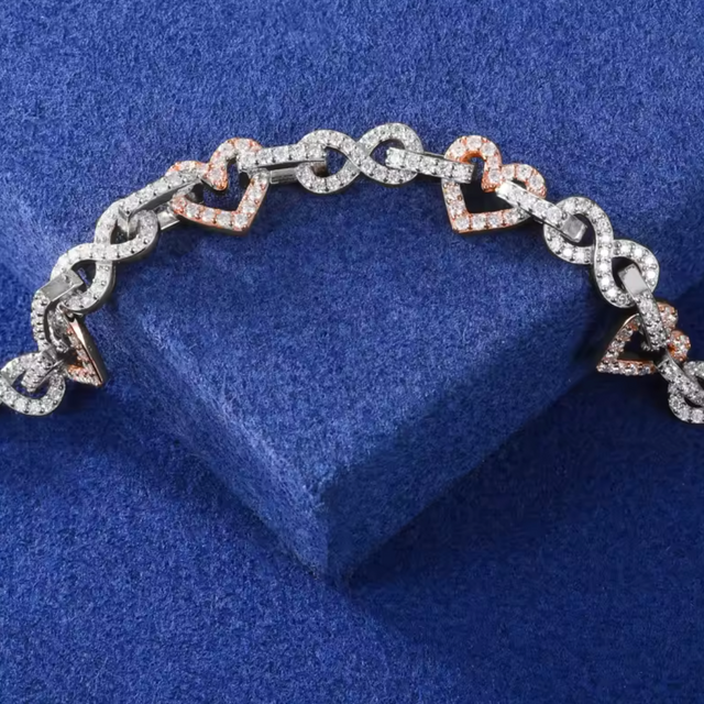 "Heart" Link Moissanite Bracelet