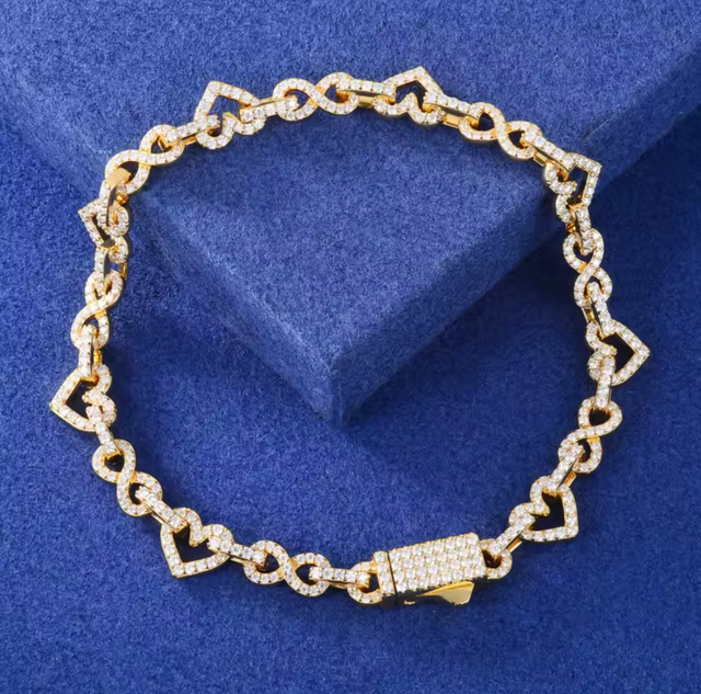 "Heart" Link Moissanite Bracelet